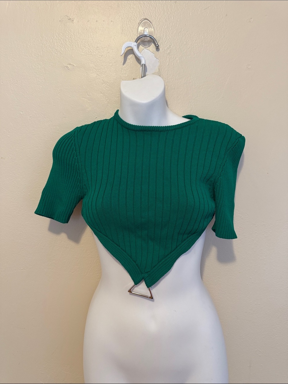 Manière De Voir Green Ribbed Pointed-Hem Crop Top with Metal Accent
